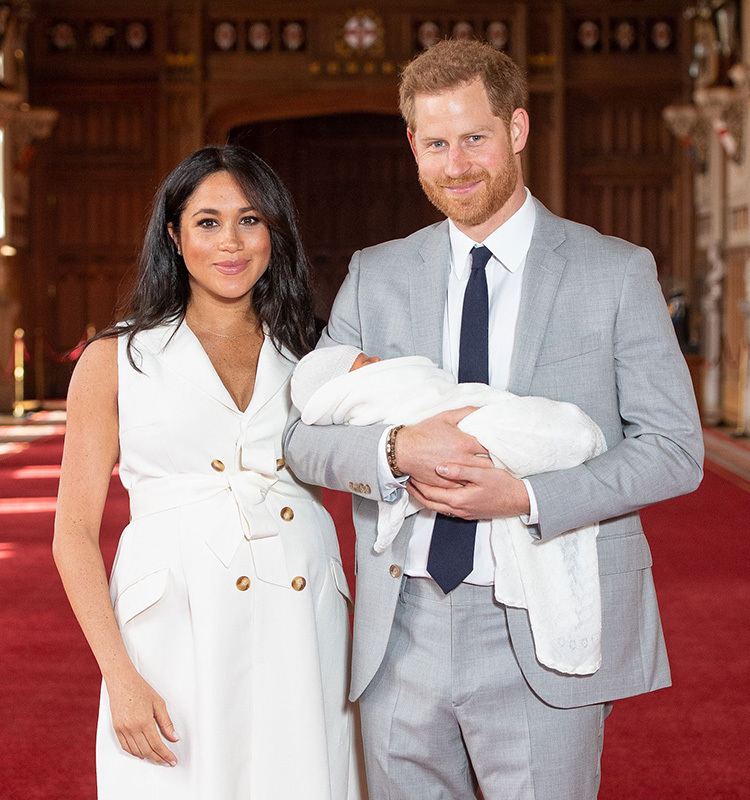 哈里王子和梅根王室育婴记